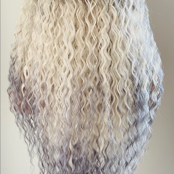 Wavy 28” Ombre White with Blue Lace Front Premium Fiber Wig - Picture 13 of 13